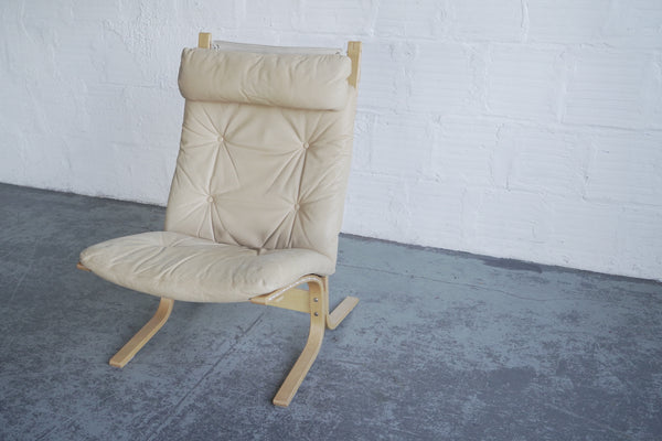 Siesta Lounge Chair