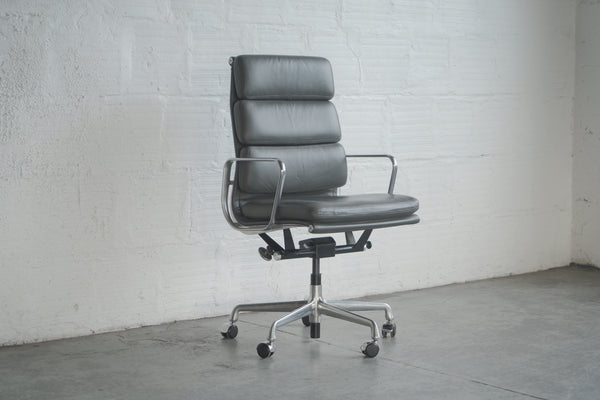 Eames Soft Pad Executive Chair