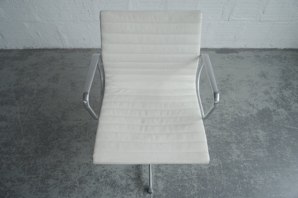 Eames Aluminum Group Chair