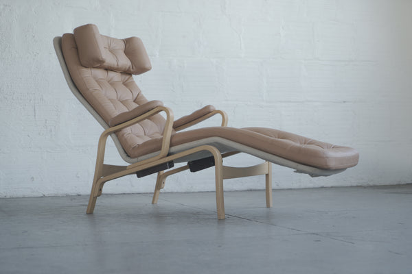 Dux of Sweden Fenix Chaise Lounge