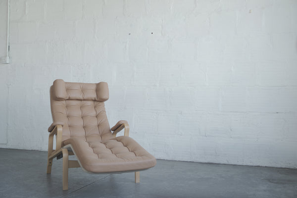 Dux of Sweden Fenix Chaise Lounge