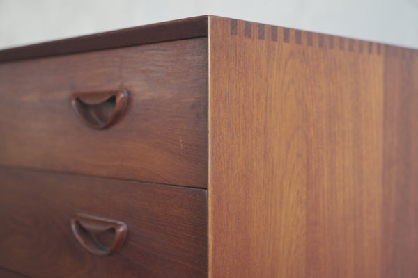 Peter Hvidt & Orla Mølgaard-Nielsen Dresser