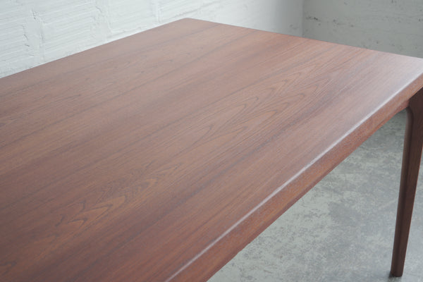 Vejle Stole Møbelfabrik Extendable Dining Table