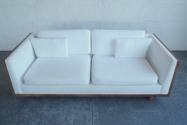Van Dyver Witt Manufacturing Case Sofa