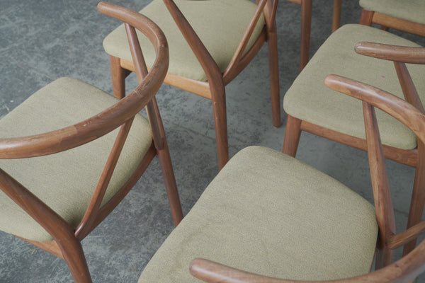 Henning Kjærnulf Model 255 Dining Chairs