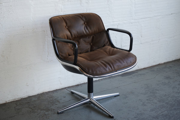 Knoll Pollock Executive Chairs