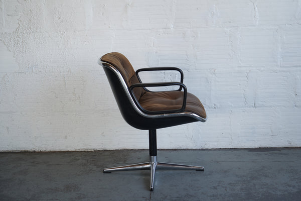 Knoll Pollock Executive Chairs