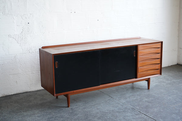Reversible Door Arne Vodder Credenza