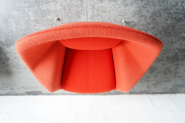 Knoll Womb Chair and Ottoman