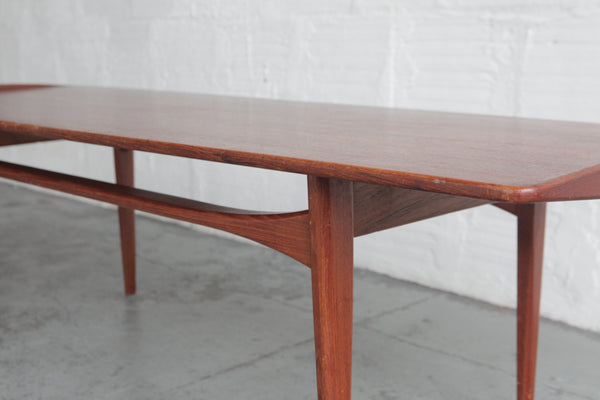 Tove and Edvard Kindt-Larsen for France & Daverkosen Coffee Table