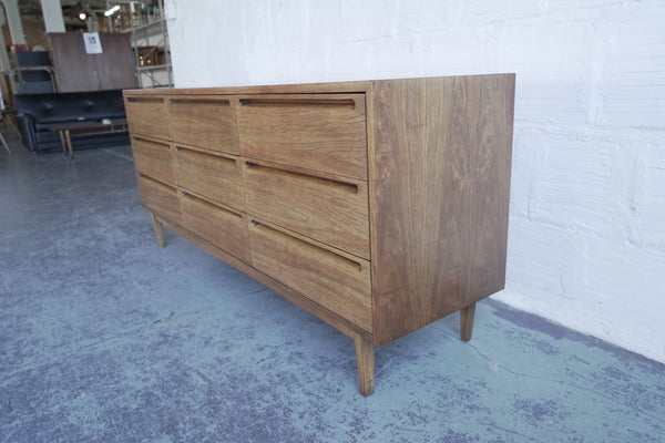 American of Martinsville Dresser