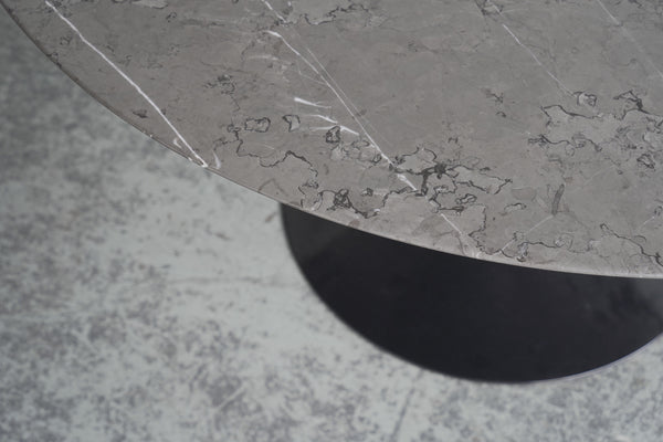 Knoll Saarinen Grigio Marquina Marble Dining Table