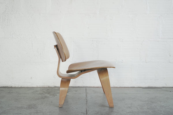 Eames Molded Plywood Chair