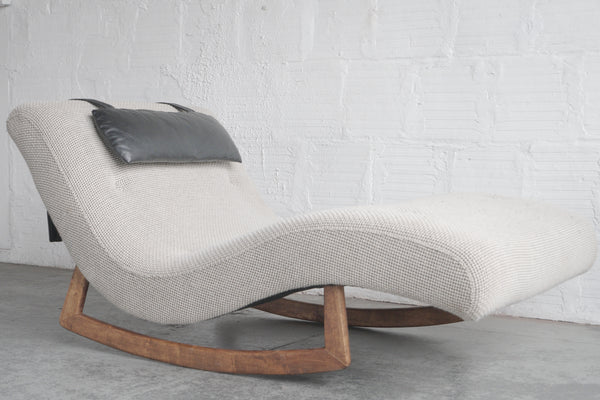 Wave Rocking Chaise Lounge in the Style of Adrian Pearsall