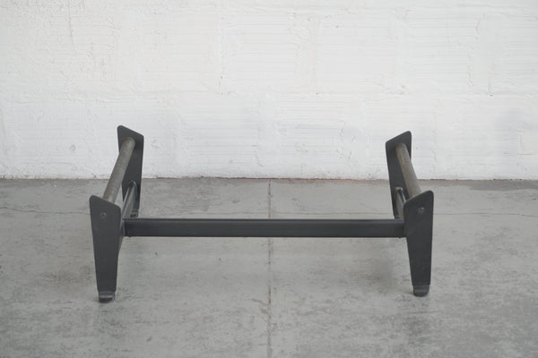 LC4-Style Chaise Lounge