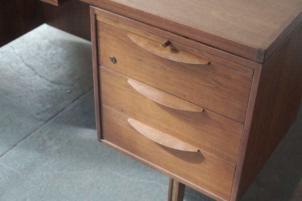 Jens Risom Executive Desk